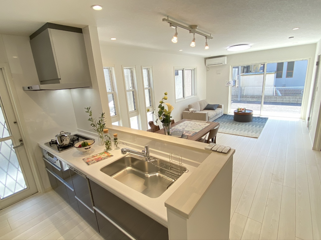 ﾀｳﾝｺｰﾄ菅野6丁目Ⅱ